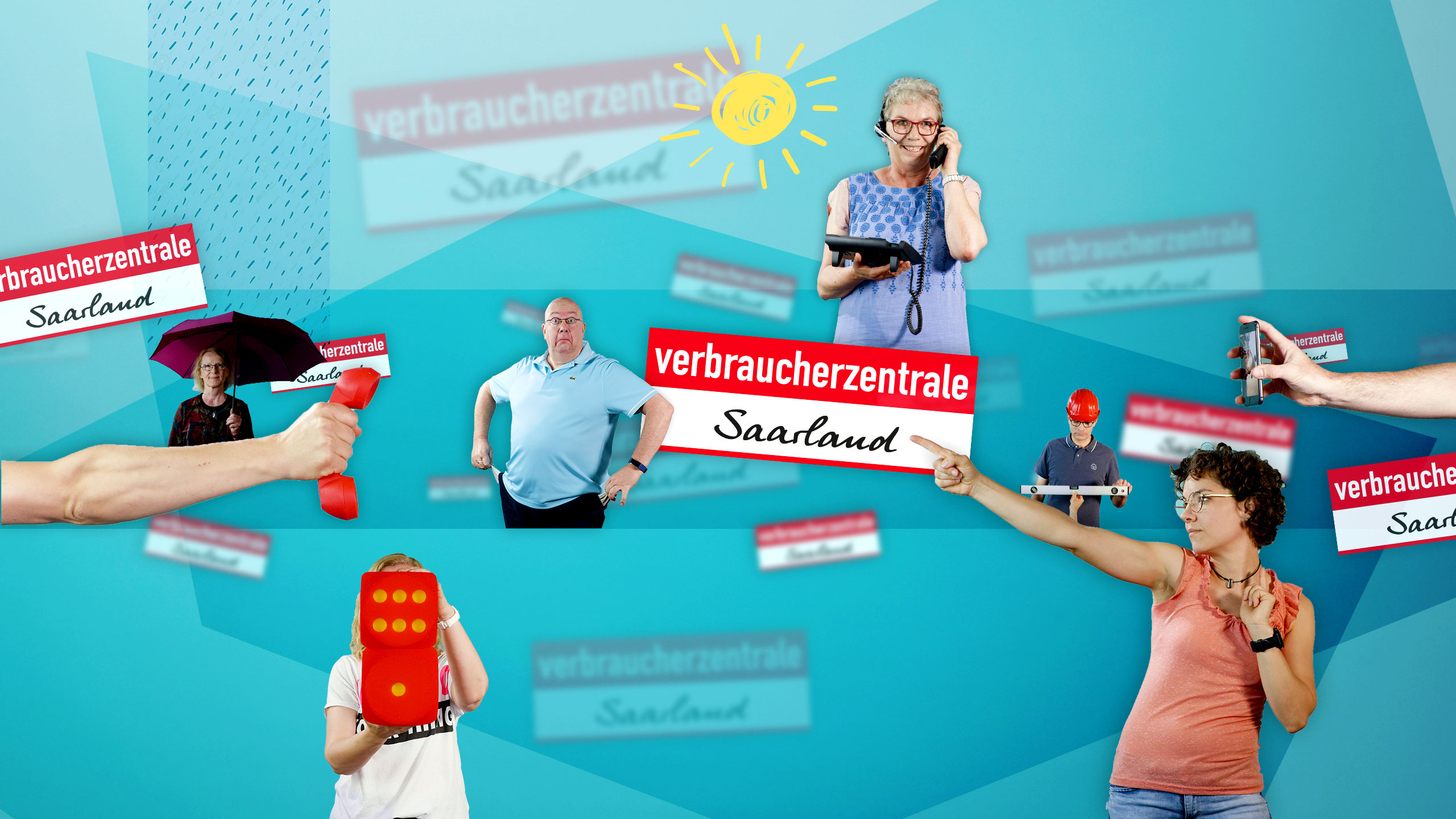 Personen zeigen auf Logo der Verbraucherzentrale